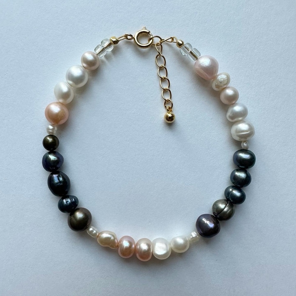 Handmade freshwater pearl bracelet